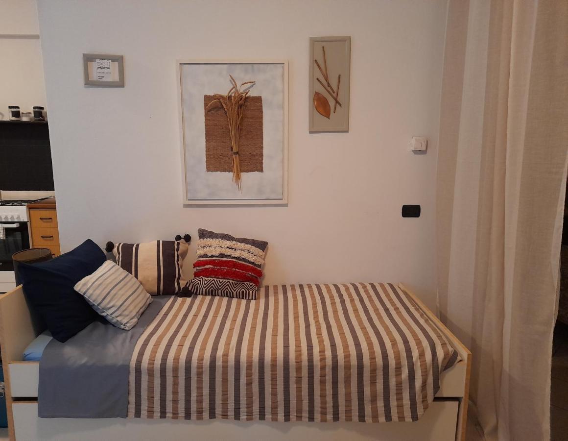 Appartement A Casa Di Sole à Brovello-Carpugnino Extérieur photo