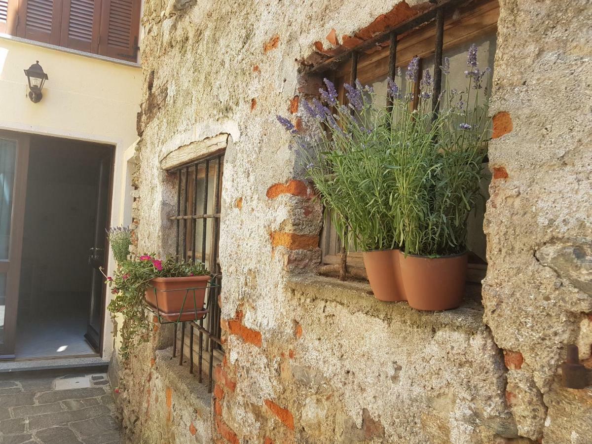 Appartement A Casa Di Sole à Brovello-Carpugnino Extérieur photo