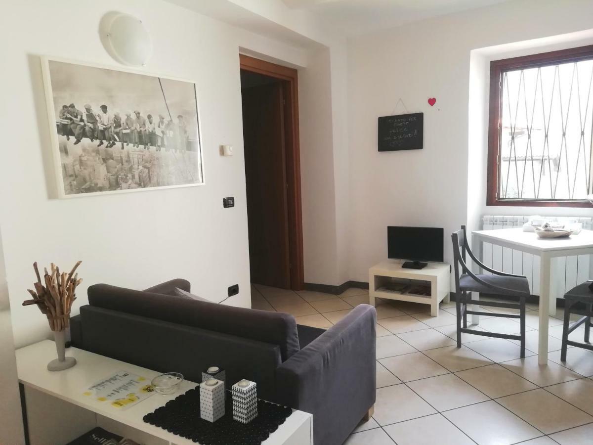 Appartement A Casa Di Sole à Brovello-Carpugnino Extérieur photo