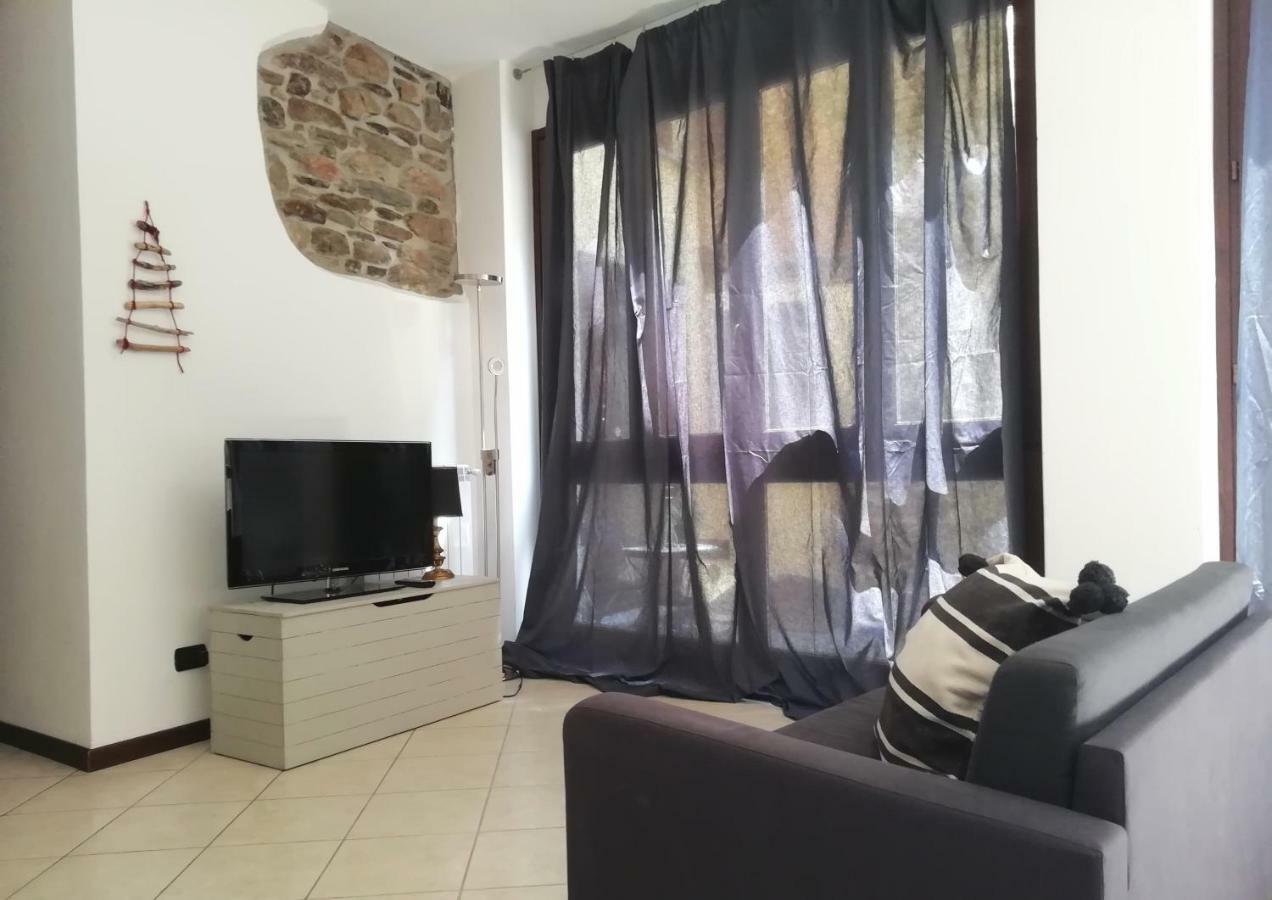 Appartement A Casa Di Sole à Brovello-Carpugnino Extérieur photo
